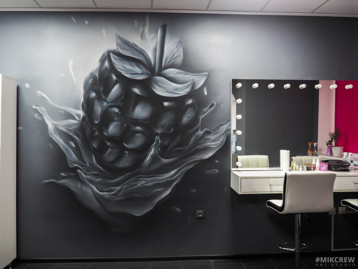 Логотип на стену в салон красоты