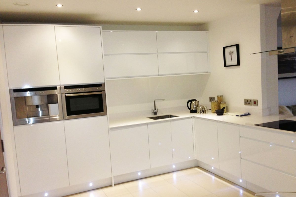 Кухни бежевого цвета