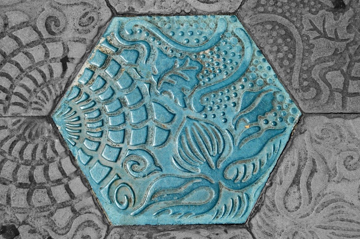 Первичный бульон Гауди плитка Барселона