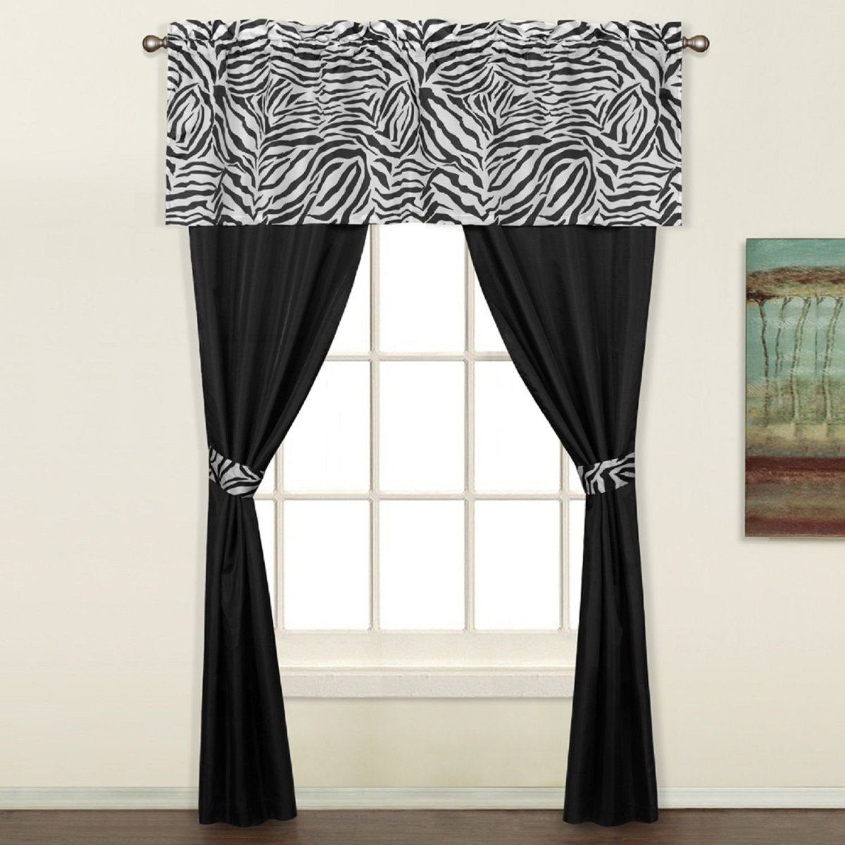 Черно белая тюль на кухню