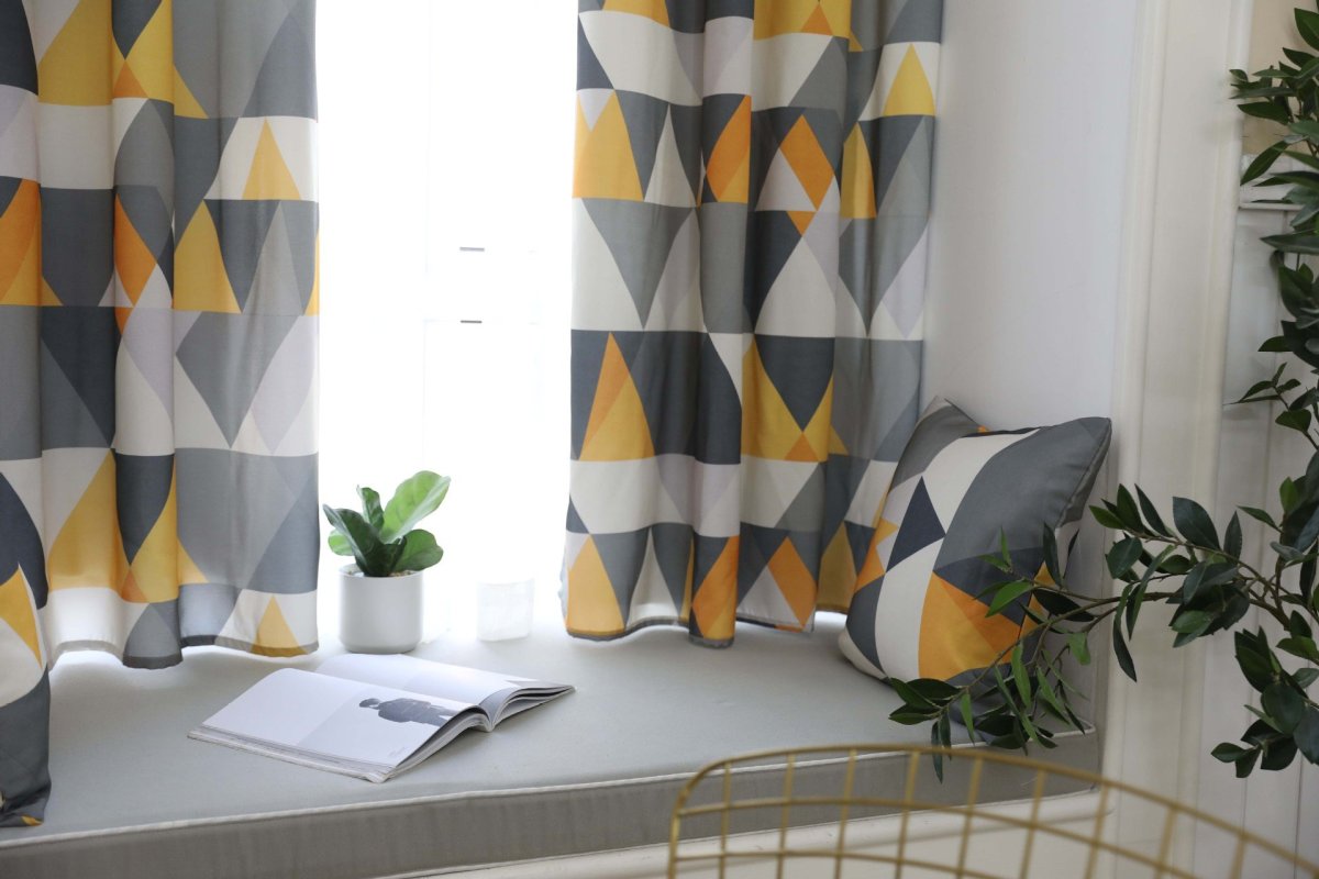Шторы с геометрическими фигурами