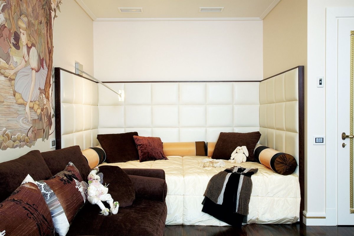 Комната с выступом для кровати