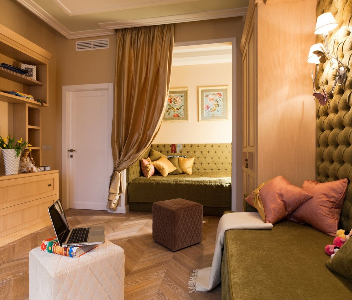 Кровать в однокомнатной квартире