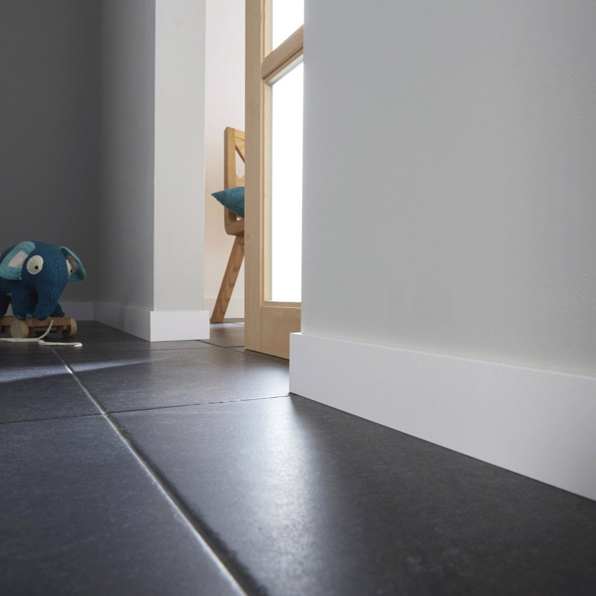 Свет от плинтуса интерьер