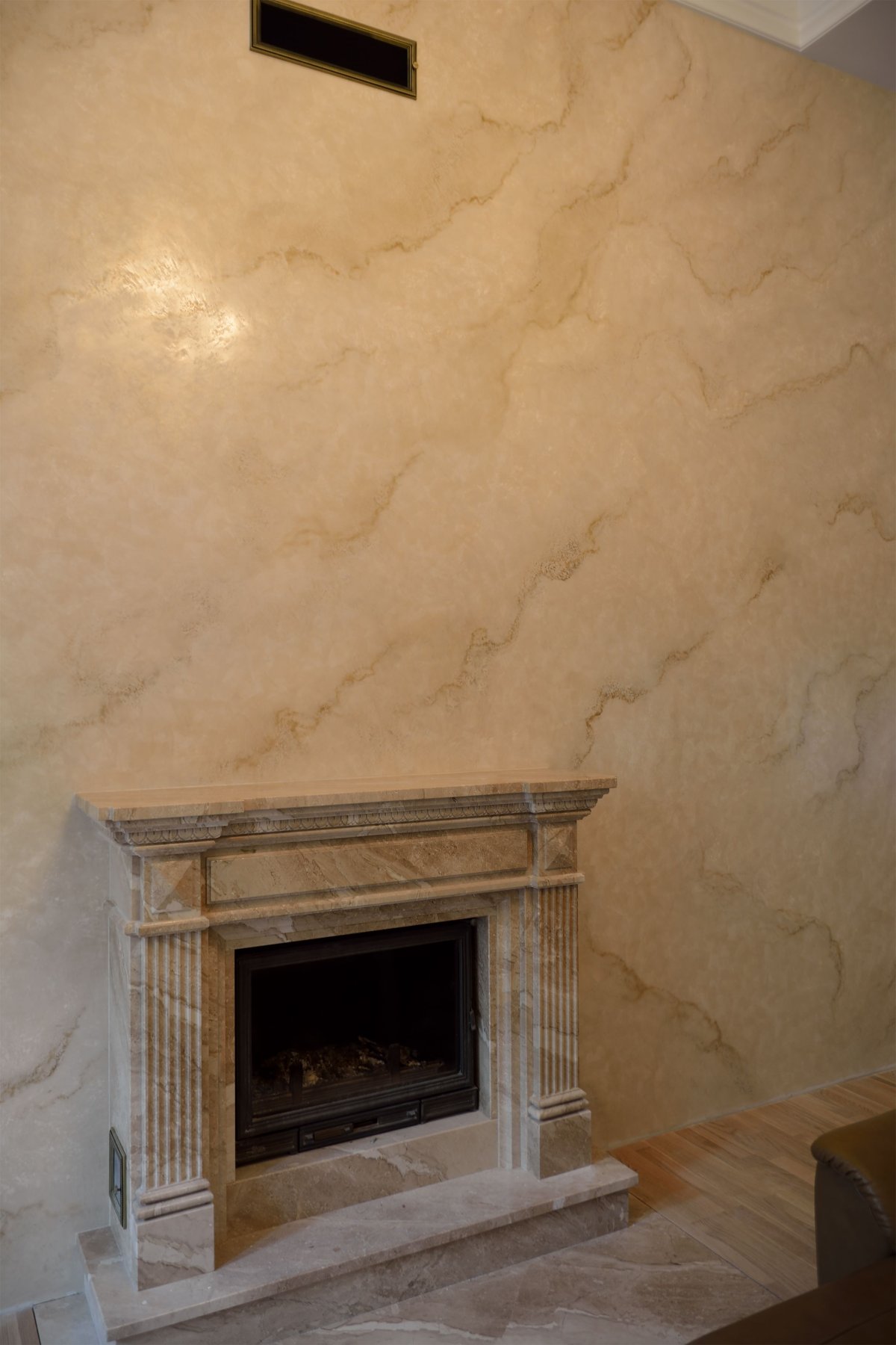 Венецианская штукатурка голубой мрамор