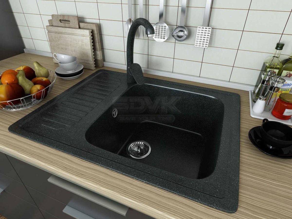 Кухня в черно белых тонах