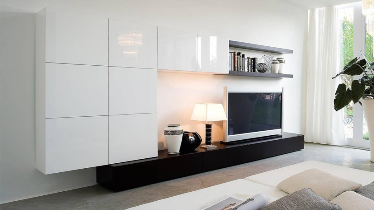 Стенка с подвесными шкафами