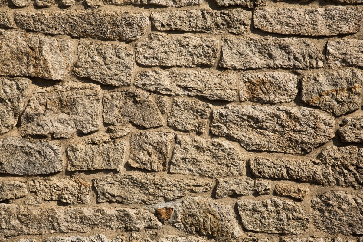 Каменная стена