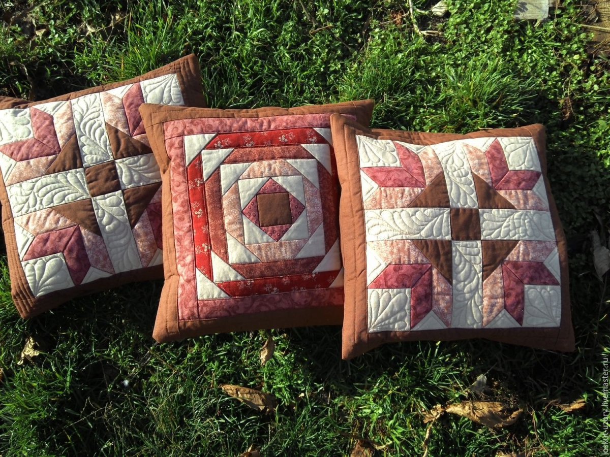 Шелковые декоративные подушки