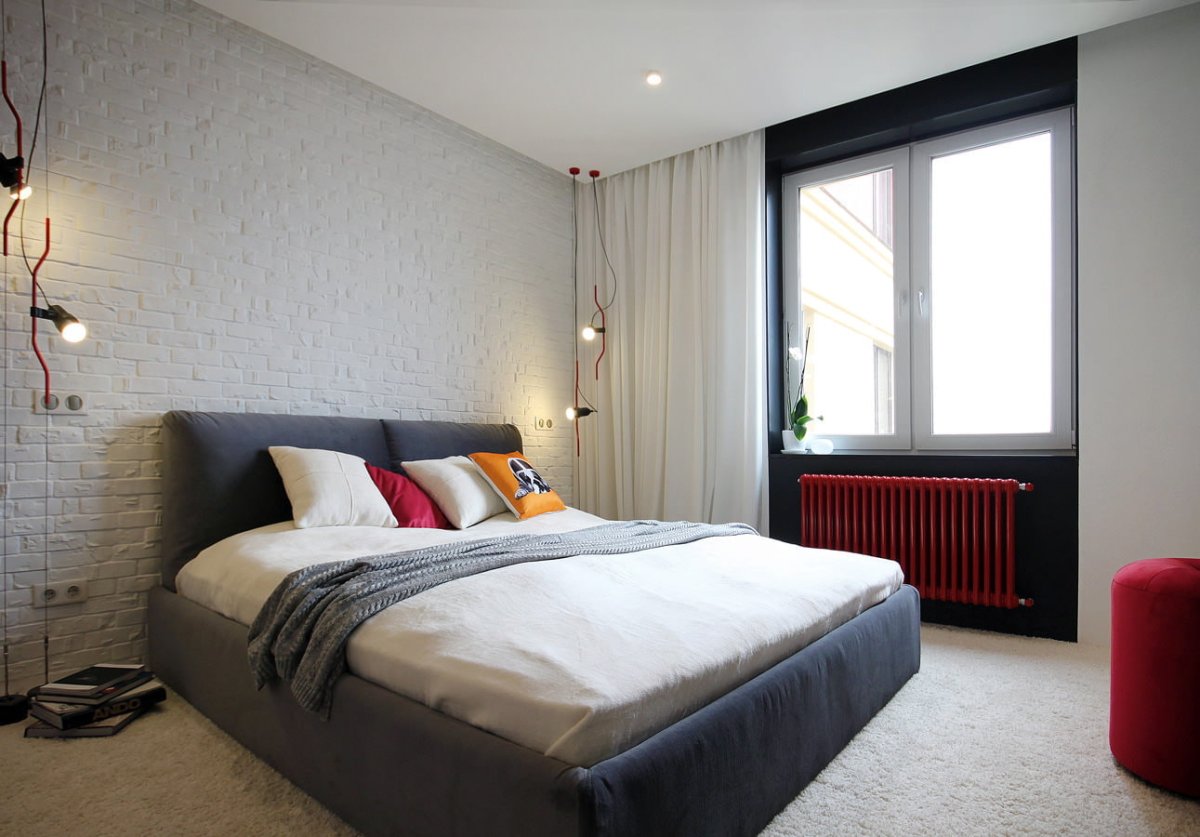 Простой интерьер спальни