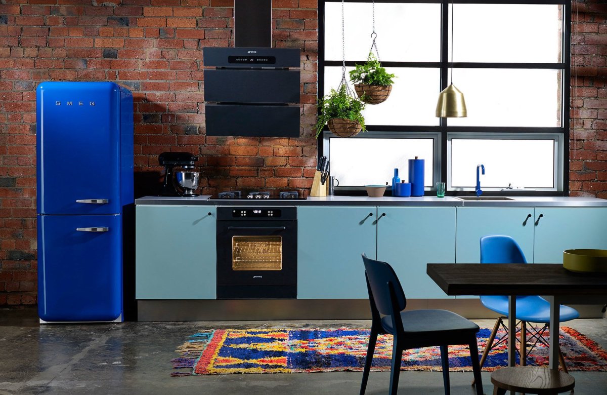 Блендер Smeg blf01wheu белый