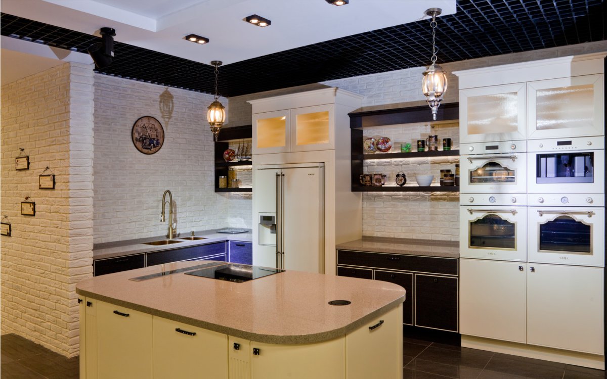 Плита ILVE C вытяжкой