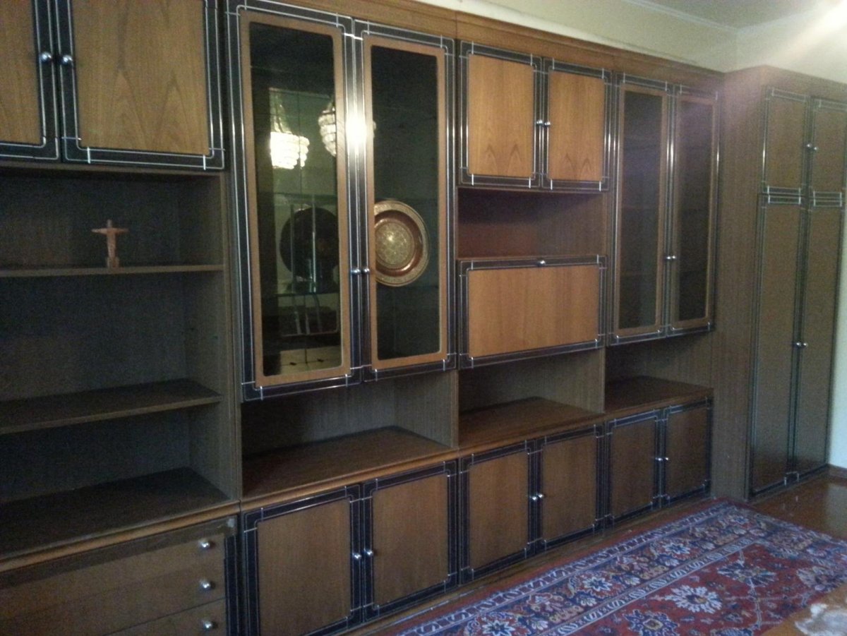 Современные витрины в кабинет