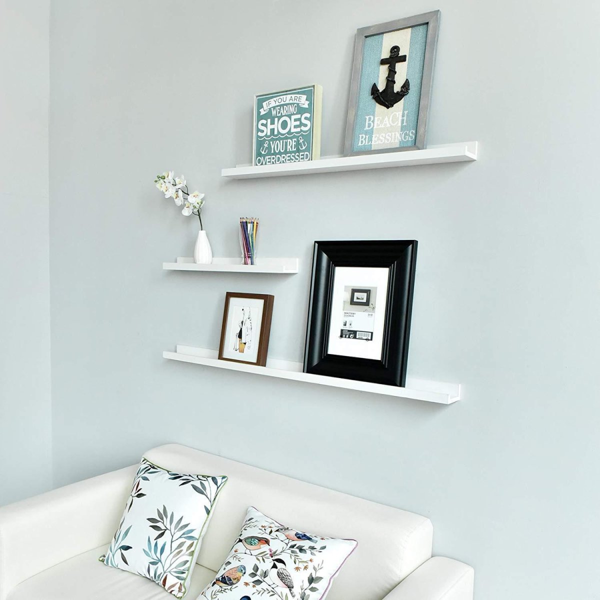 Декоративные полки на стену в гостиную