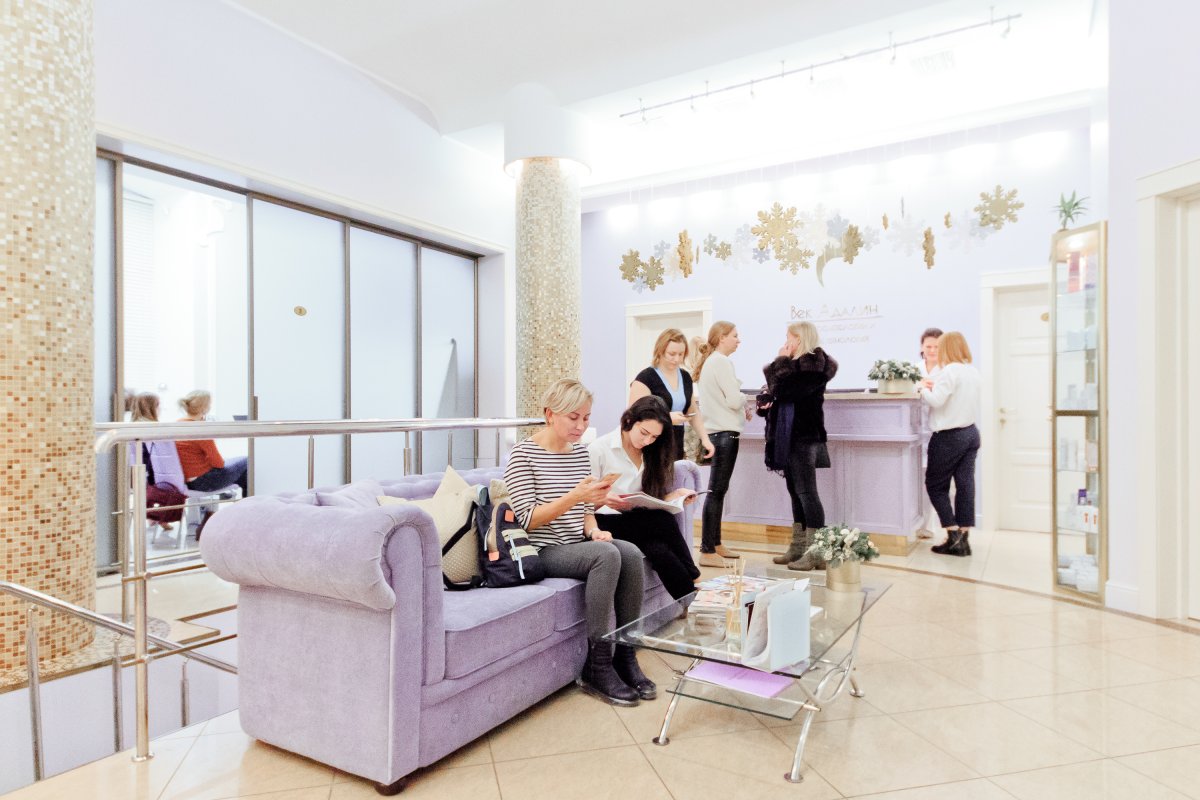 Интерьер клиники в современном стиле