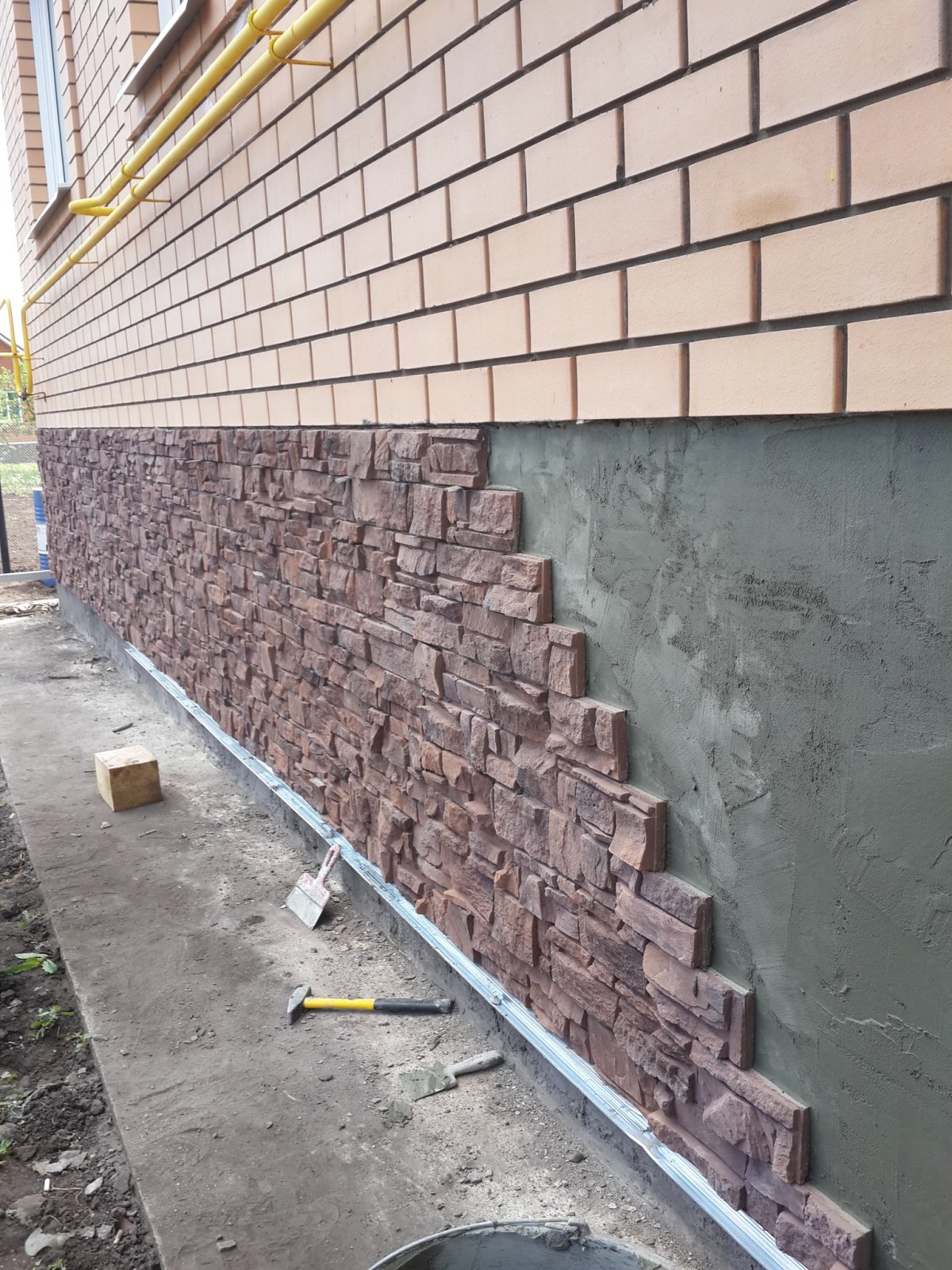 Фасадная штукатурка для цоколя