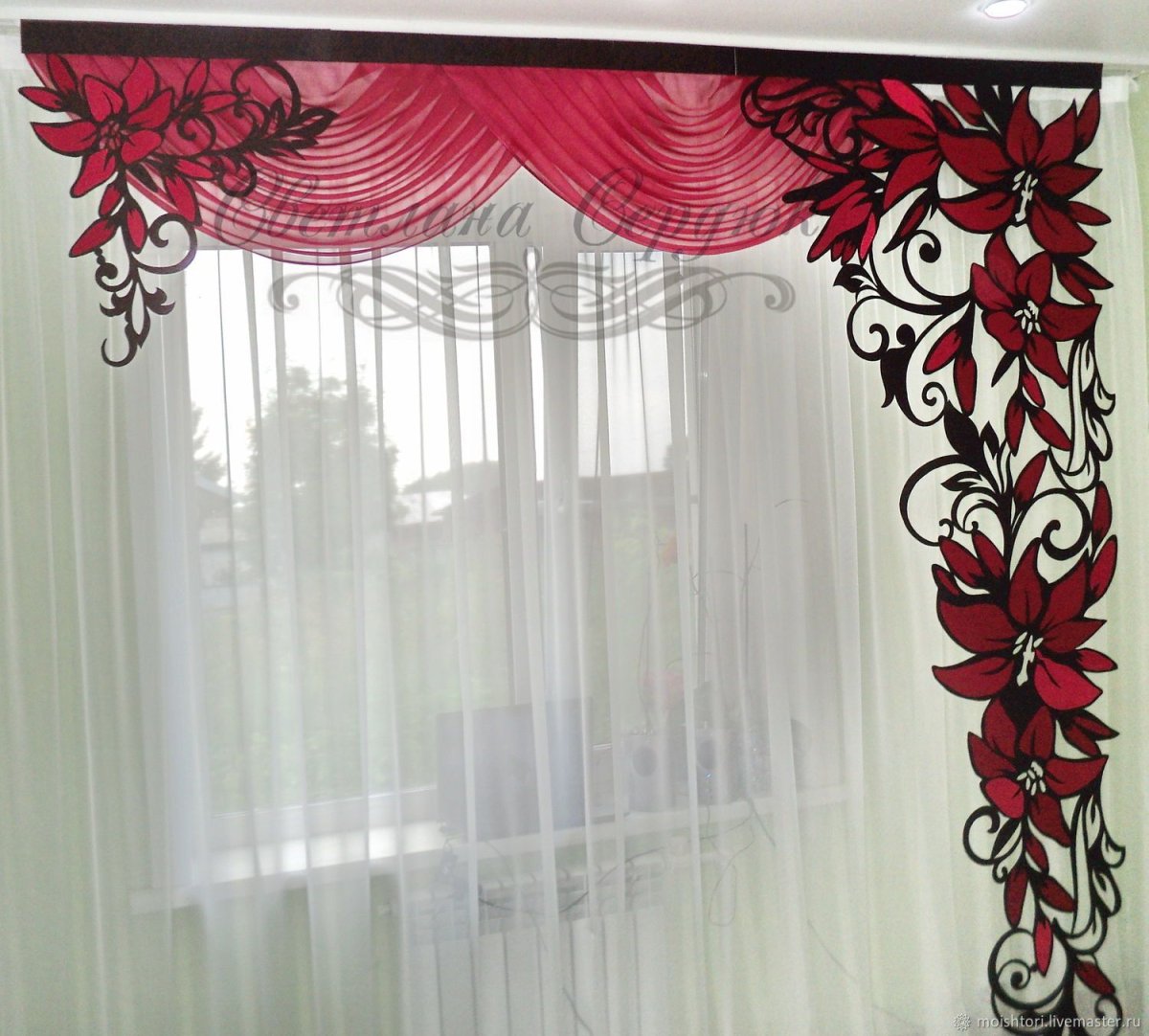 Ажурные ламбрекены асимметрия