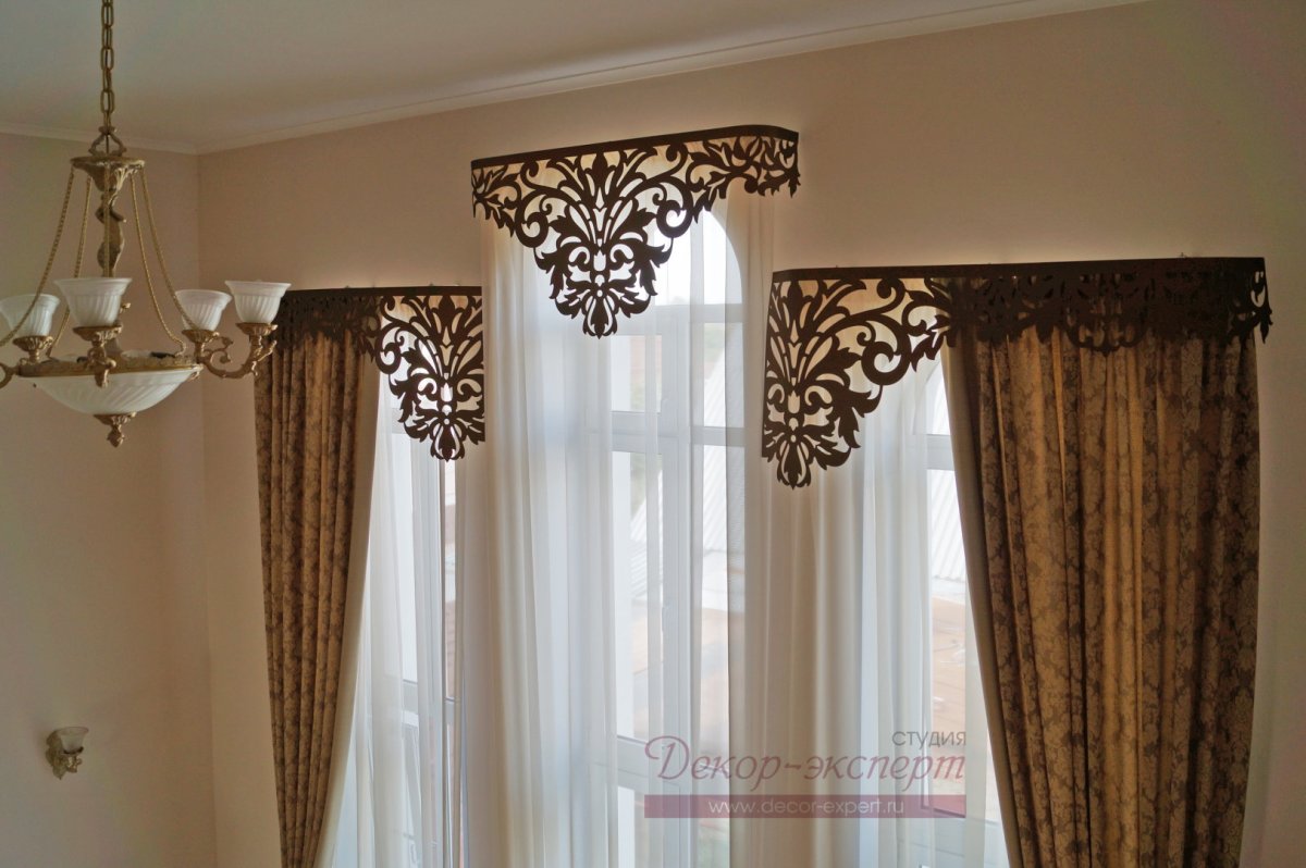 Ажурный ламбрекен