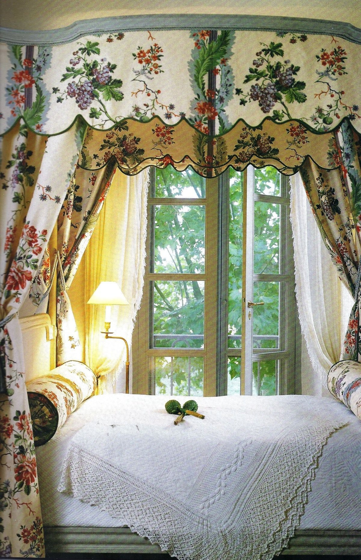 Шторы в стиле Прованс для спальни