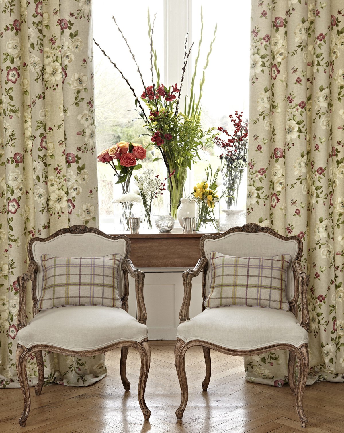 Шторы в английском стиле для кухни