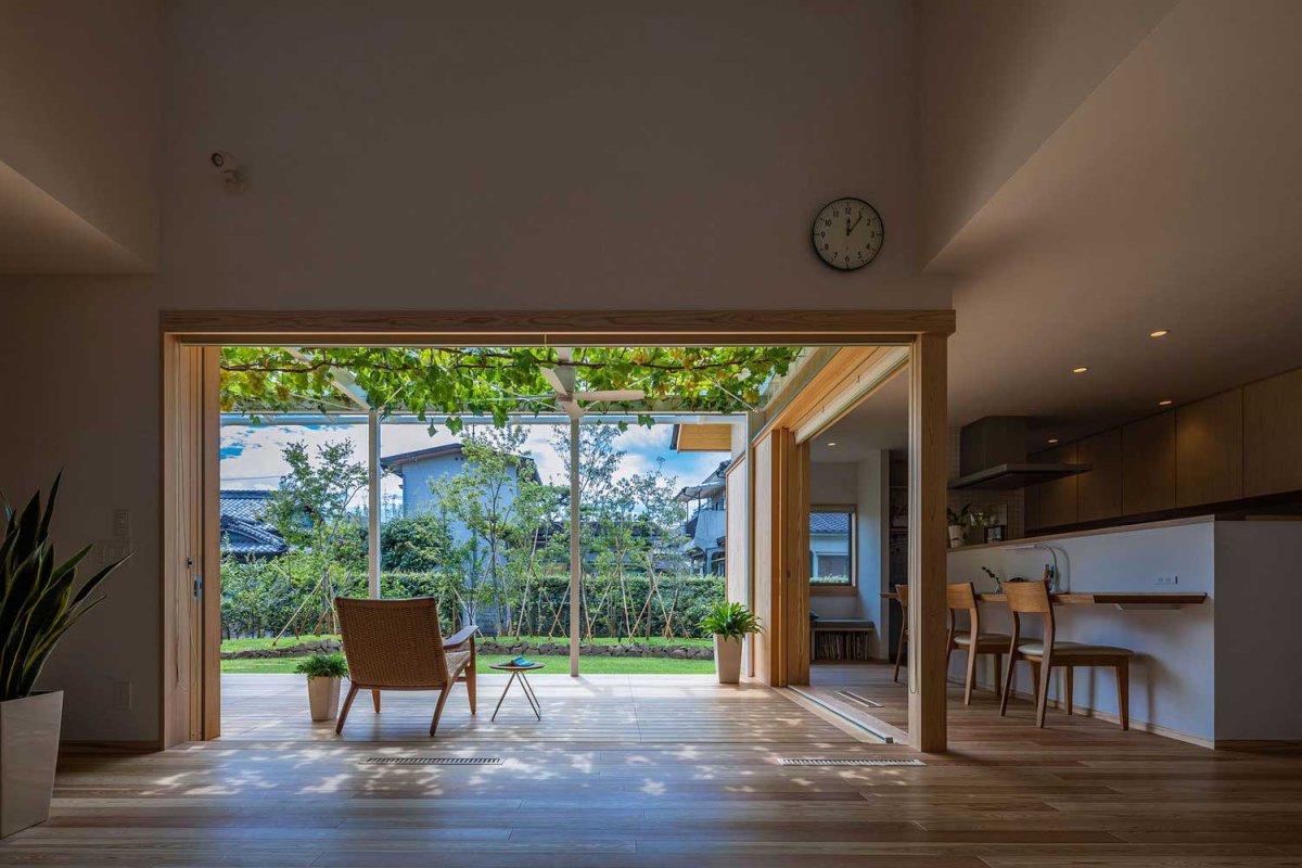 Гостиннаяс панорамными окнами