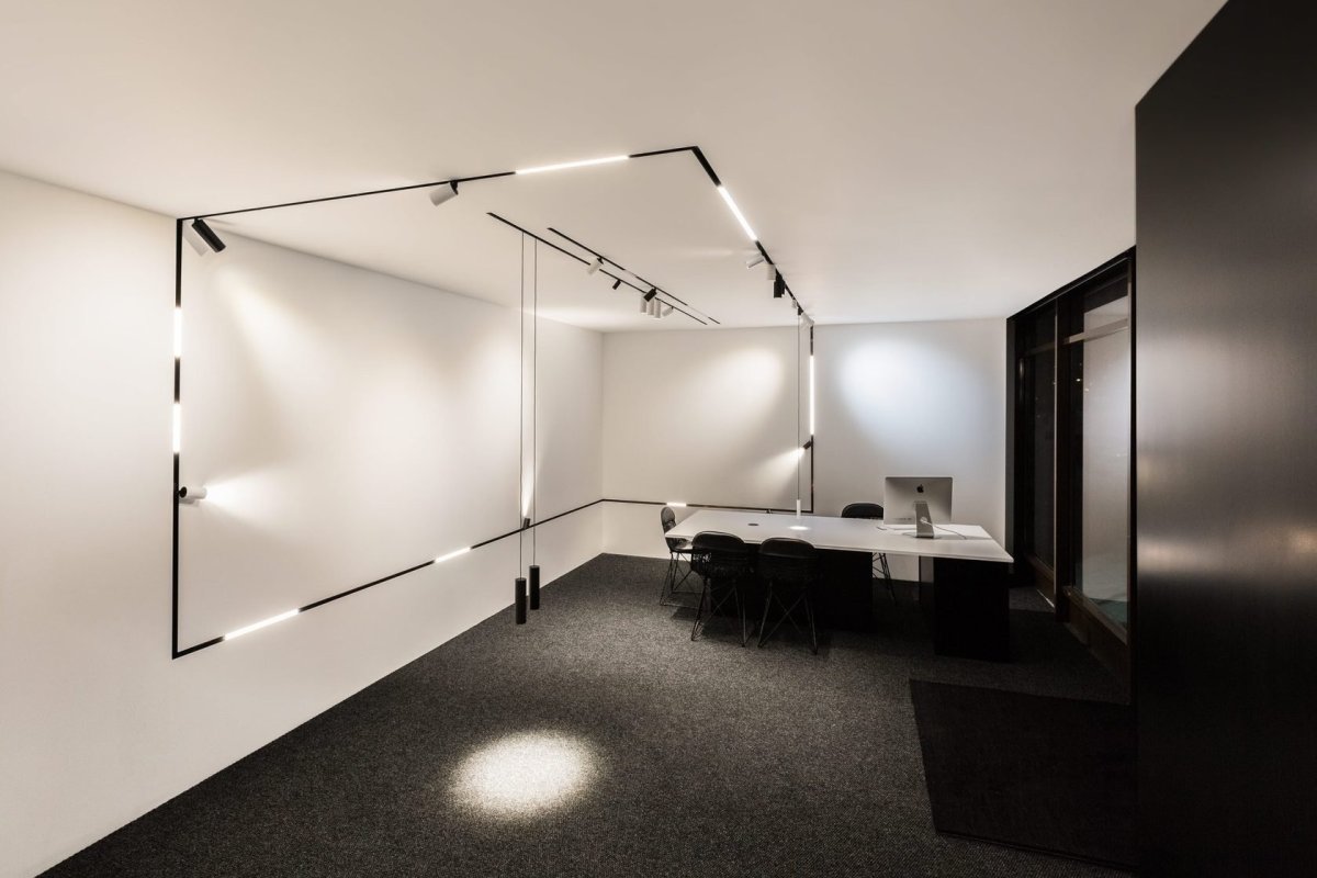 Delta Light GRANDSLAM