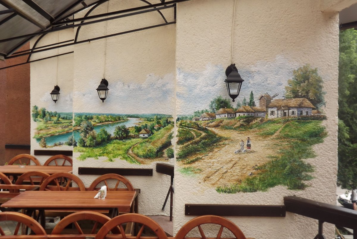 Расписные стены в кафе