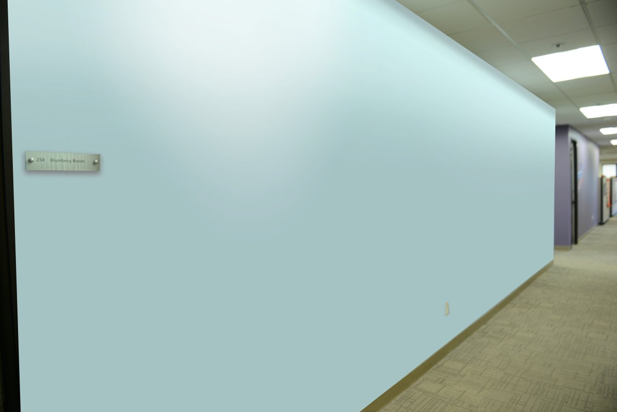 Пустая стена в офисе