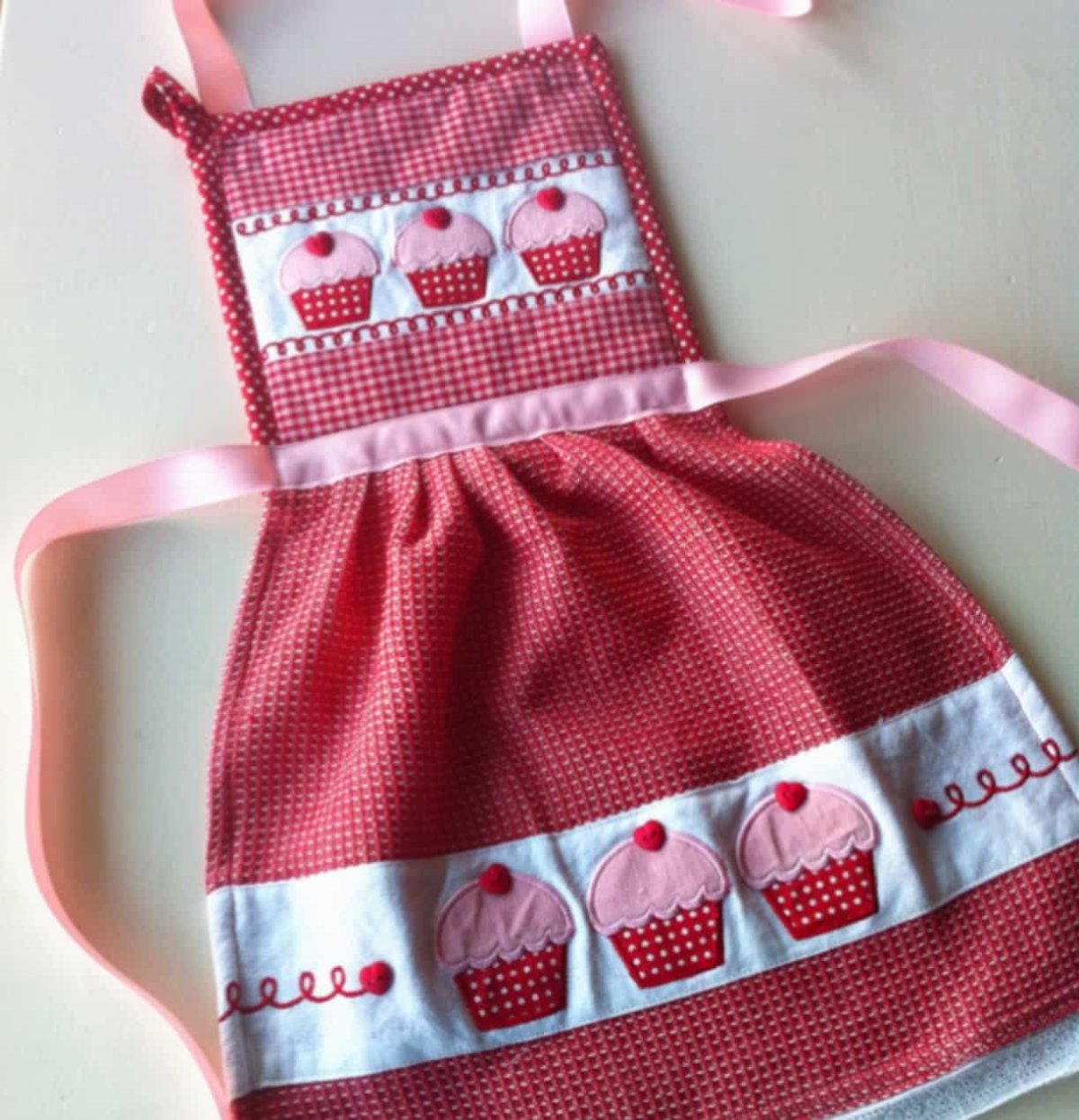 Фартук в винтажном стиле