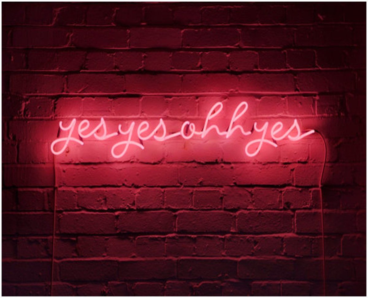 Неоновые надписи