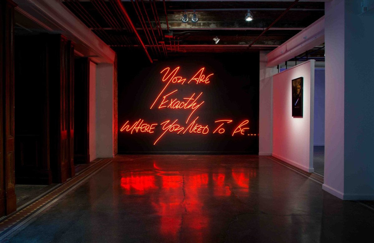 Светящиеся надписи