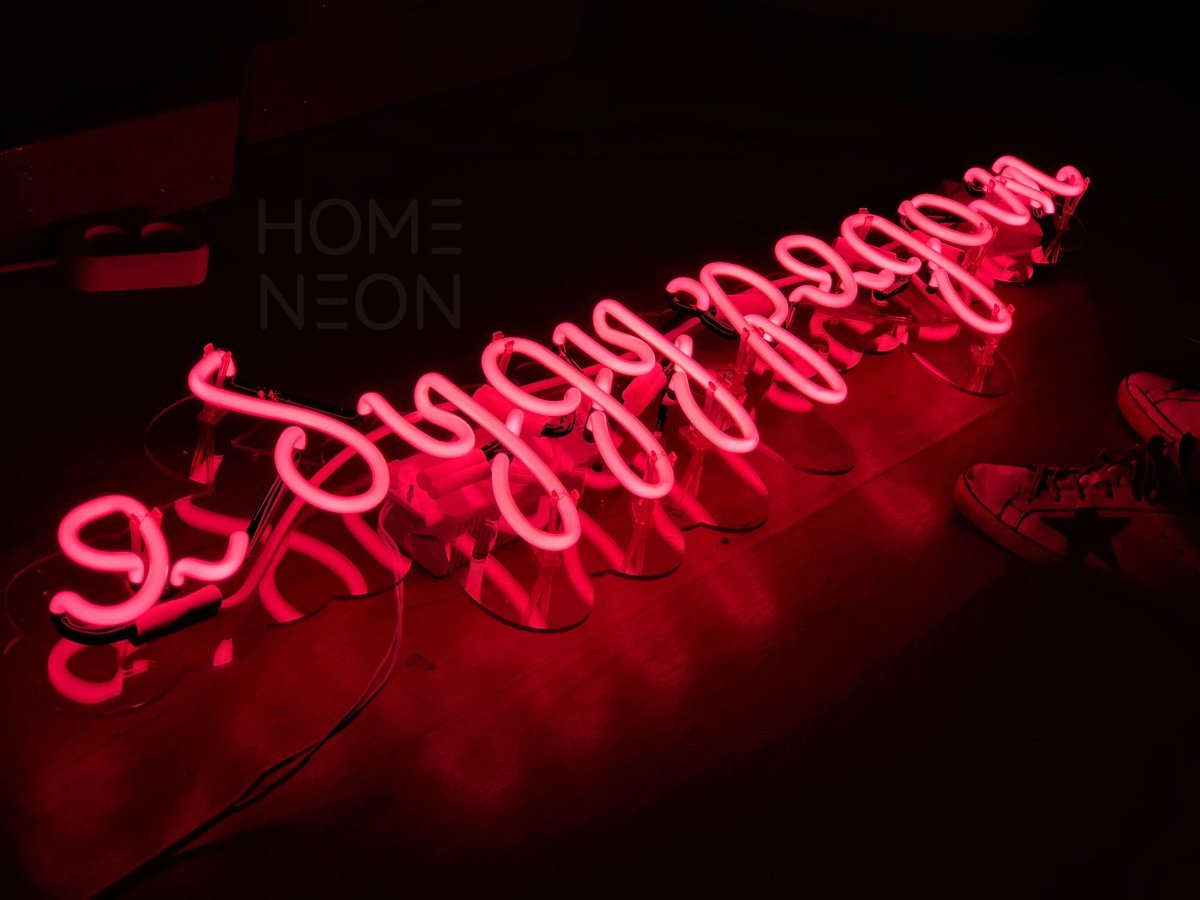 Светящаяся надпись