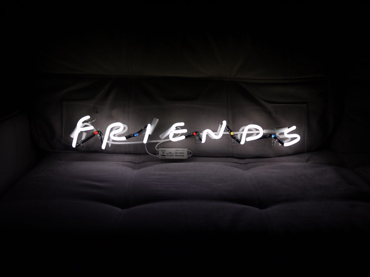 Светящиеся надписи