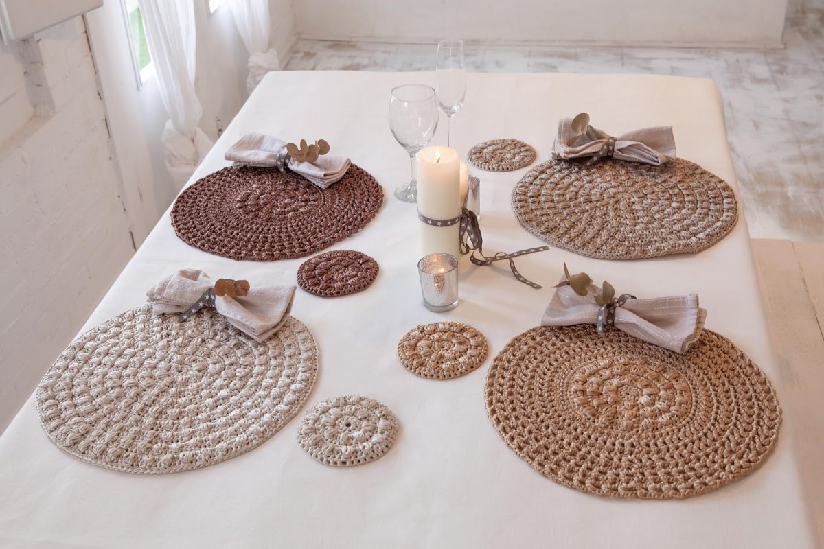 Трикотажные корзинки в интерьере