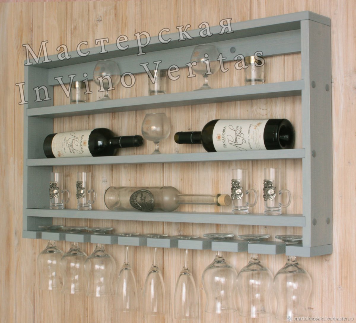 Деревянная полка для тарелок