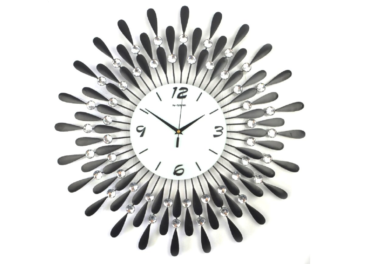 Часы настенные со стразами
