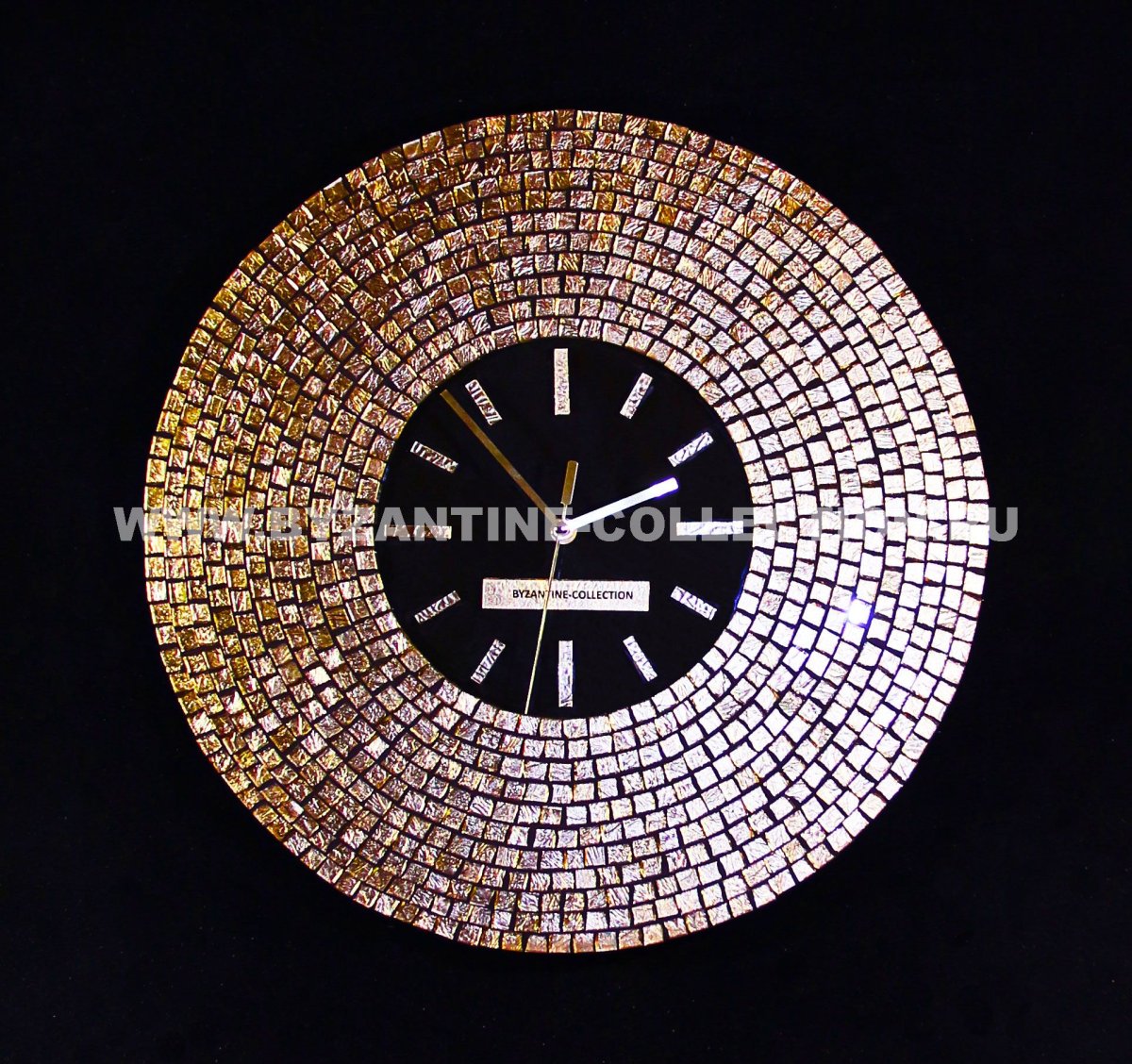 Часы настенные со стразами Сваровски