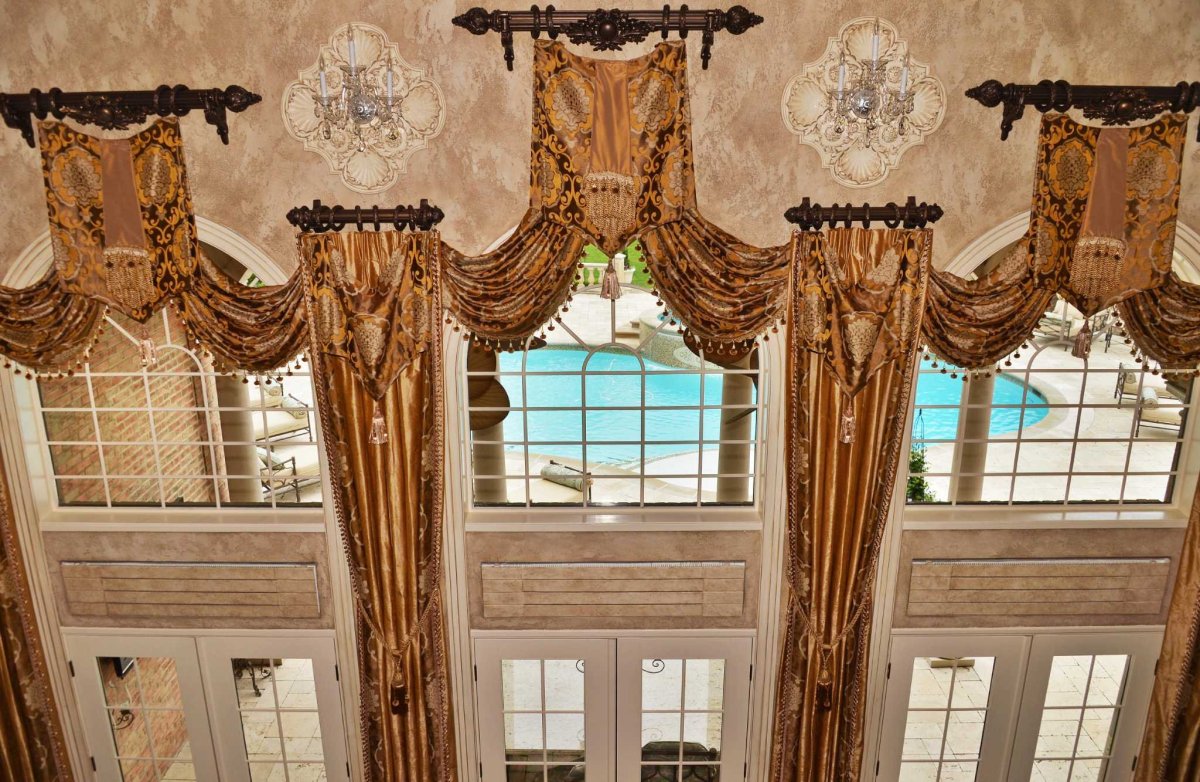 Спальня в Англии 19 века в викторианском стиле