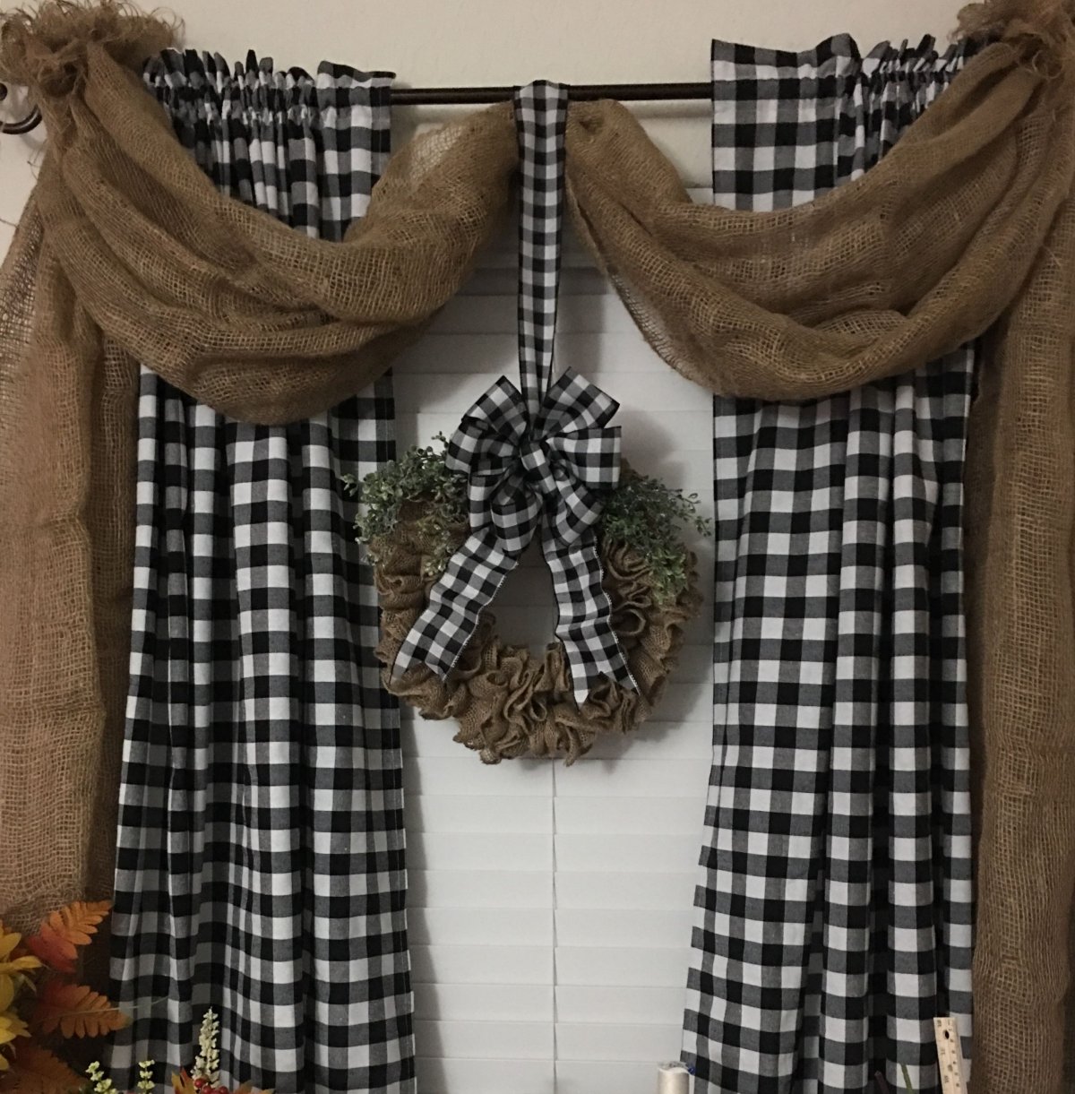 Грубые шторы из Мешковины