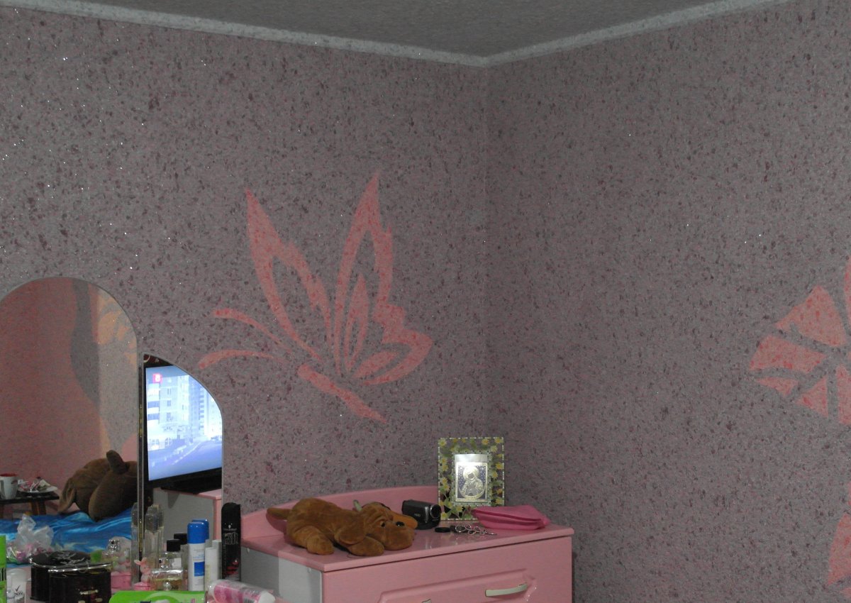 Декорирование жидкими обоями