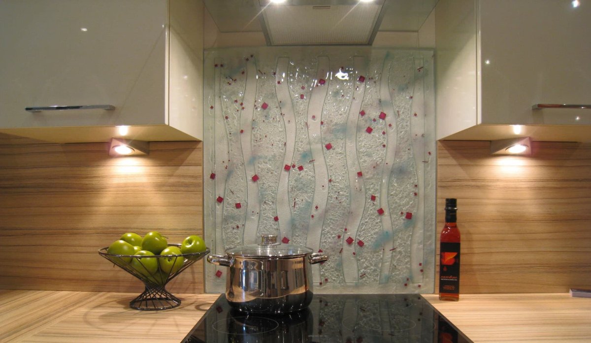 Отделка кухни декоративным камнем в бане