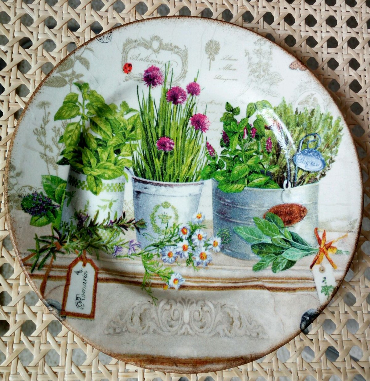 Синяя тарелка на стену