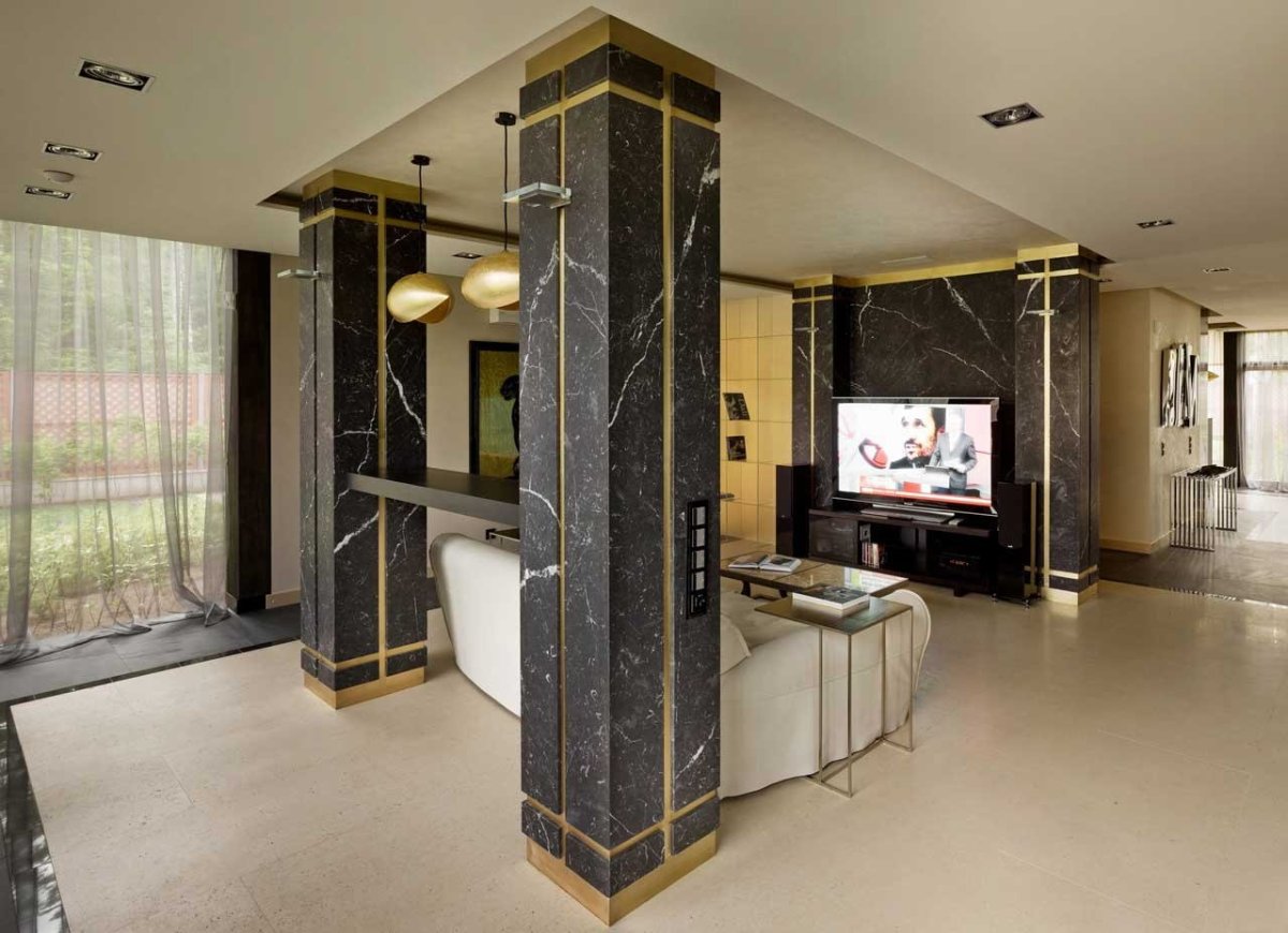 Колонна квадратная