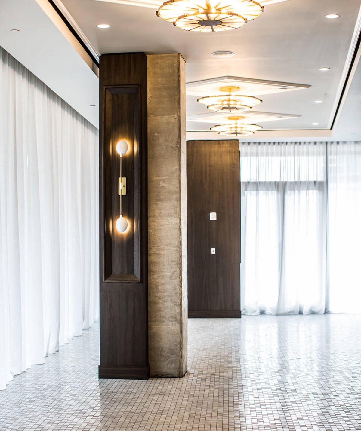 Пилястры в стиле ар деко