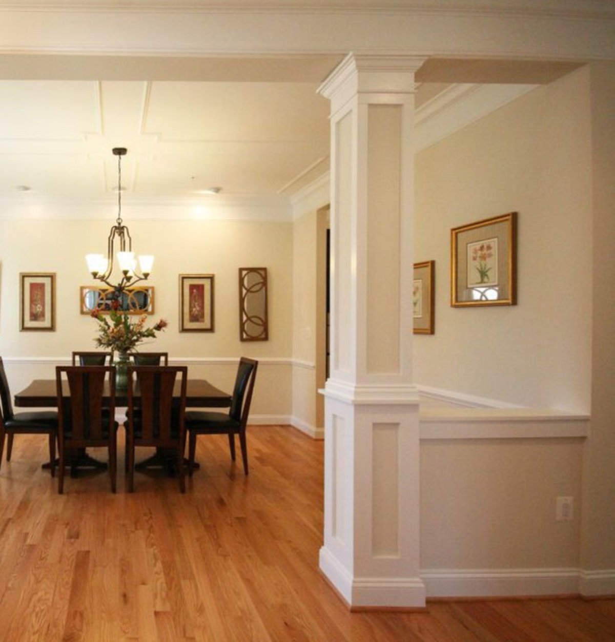 Колонны в интерьере