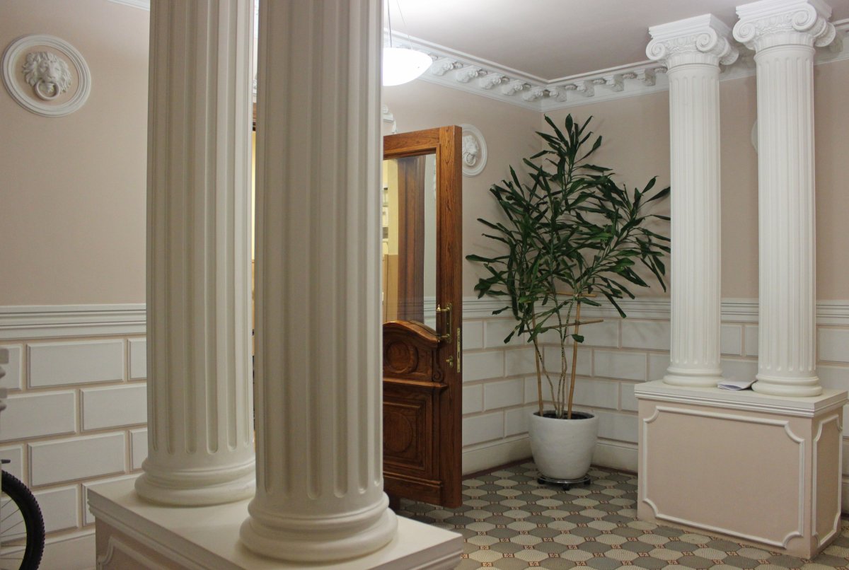 Декоративная отделка колонн