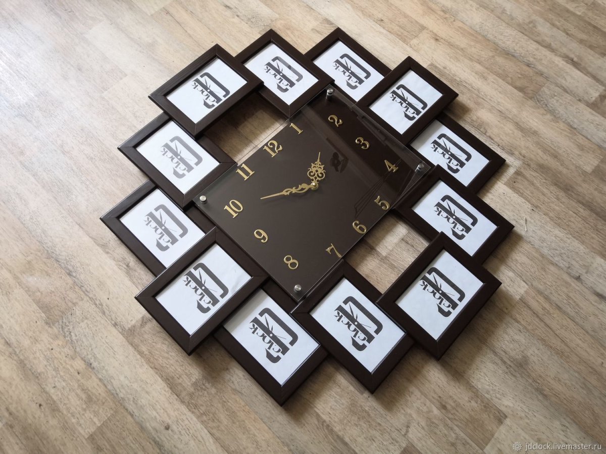 Часы с фоторамками настенные