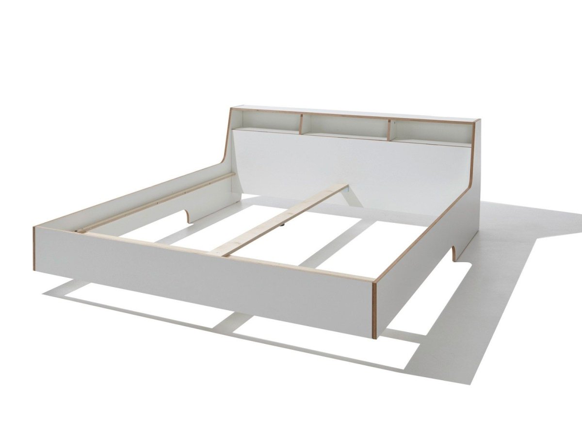 Кровать из клееной фанеры