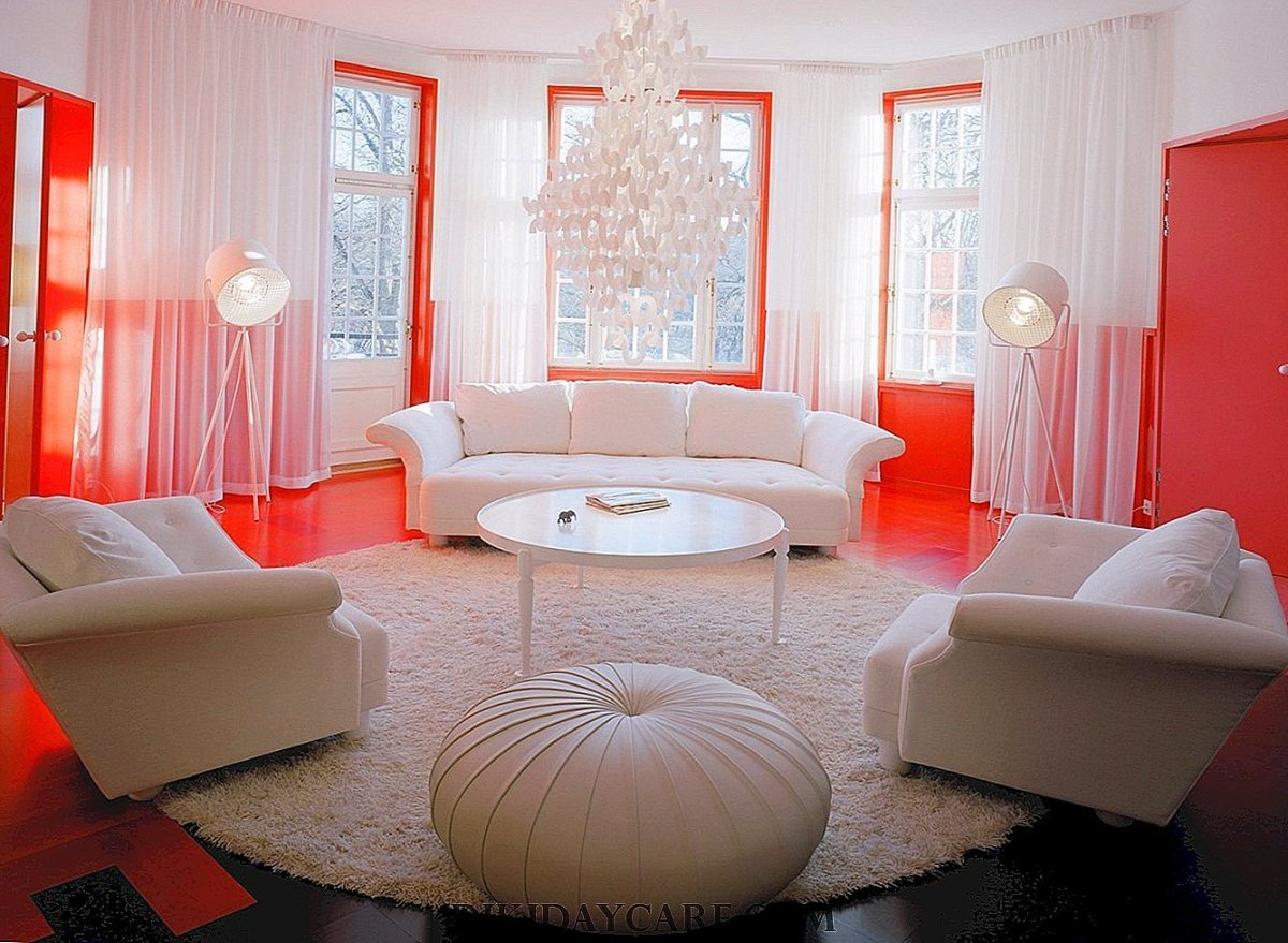 Коралловые стены в интерьере