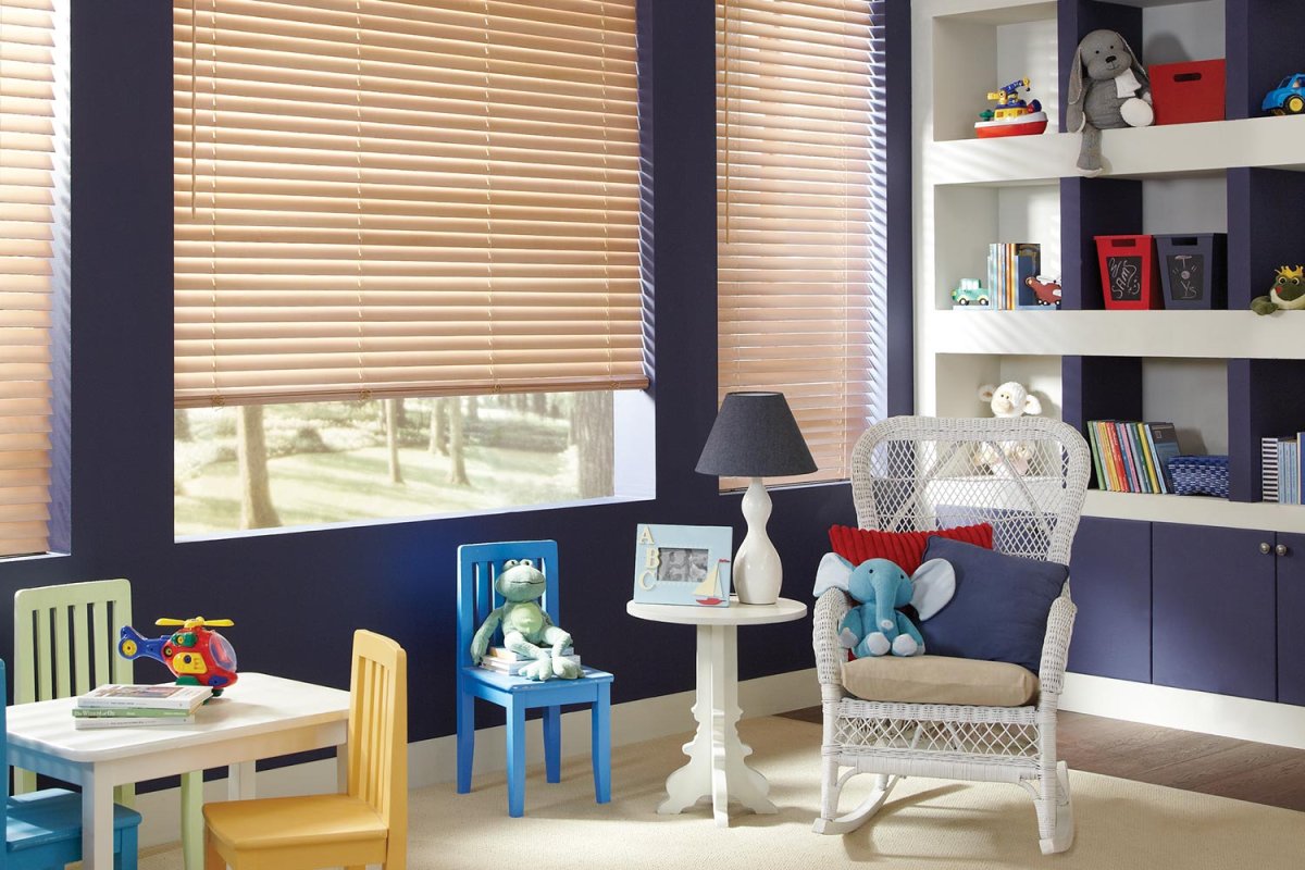 Жалюзи в комнату